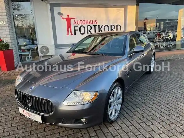 Maserati Quattroporte V Automatik - NAVI, BOSE, SZ, PDC ... -
